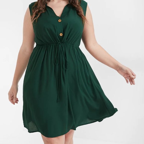 BloomChic Green Sleeveless Dress - Picture 1 of 7